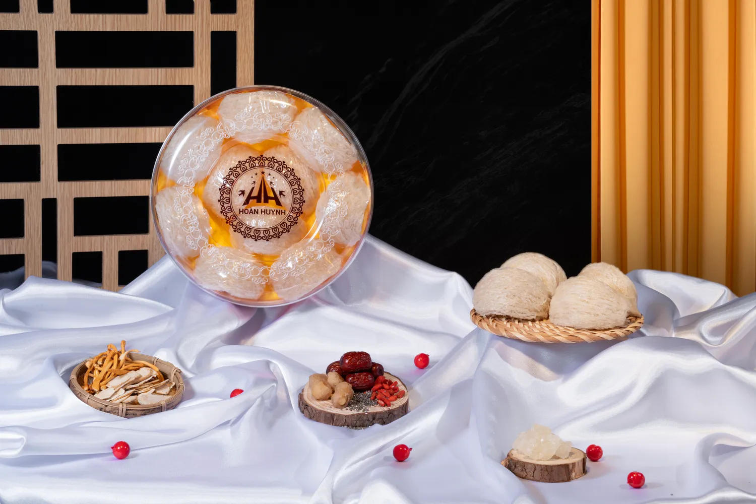 Yến Rút Lông